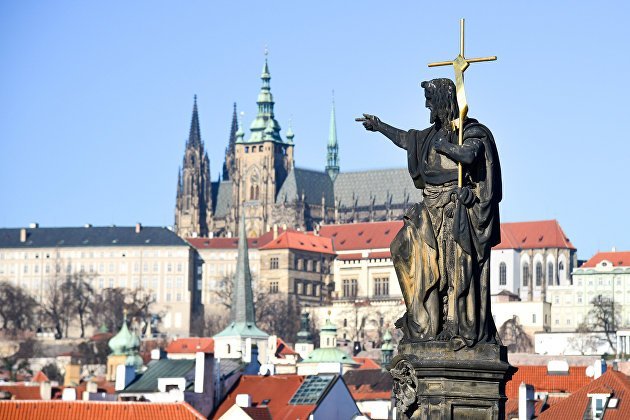 Глава минфина Чехии Станюра: республика пока не планирует переход на платежную систему в евро