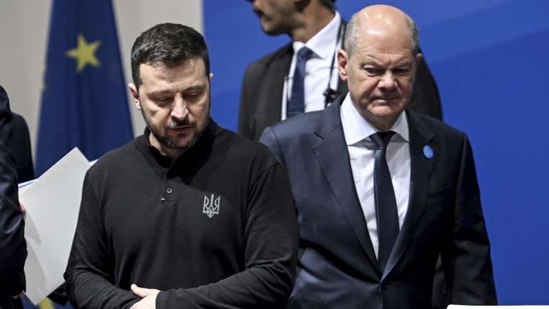 "Создадим новую администрацию". Запад готовится к поражению Украины