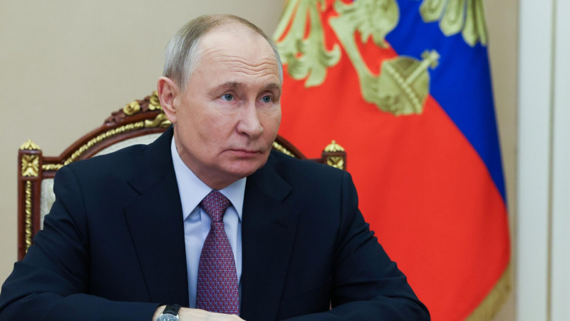 Путин прилетел в Минск