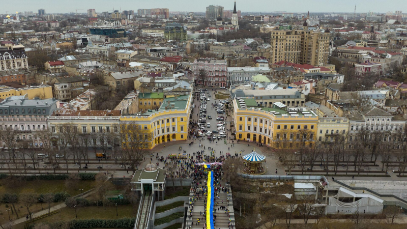 В Одессе прогремели взрывы, сообщили СМИ