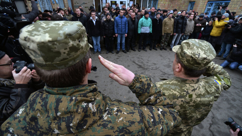 На Украине сотрудники военкомата задержали священника